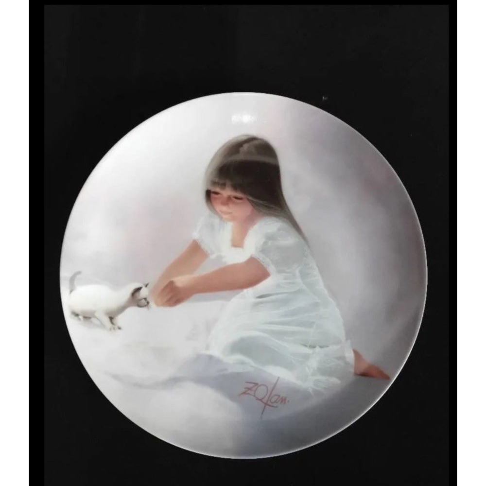 Collectible Plate Tender Begining D.  Zolan VINTAGE 4th Plate Children & Pet